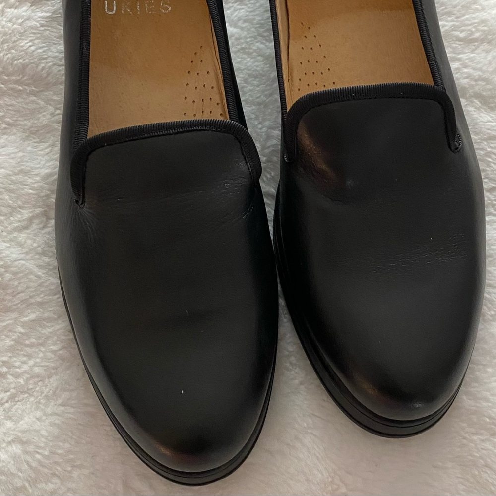 Ukies Leather Slip on Shoes